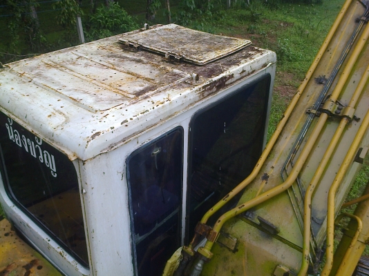 (ขายคู่หรือแยก)แบคโฮPC200-3และแทรกเตอร์D50Aทั้งสองสภาพดีใช้ได้ พร้อมใช้งาน