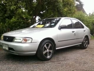 นิสสัน ซันนี้ ซาลูน ปี95 กระจกไฟฟ้า พาวเวอร์ เกียร์ ออโต้ ติดแก๊ส LPG