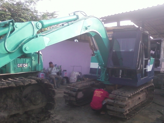 komatsu pc 60   เก่าญี่ปุ่น   สภาพพร้อมใช้งาน