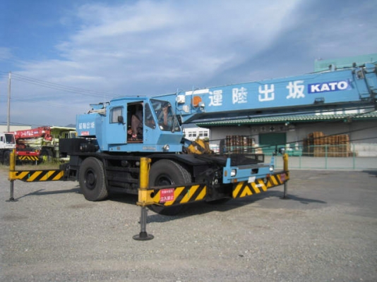 KR25H-3L KATO 25t Rough Terrain Crane