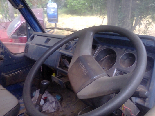 ฝากขายรถ6ล้อดูดสิ่งปฏิกูล 115แรงม้า เครื่องดีแซสซีสวย อุปกรณ์มีครบ เอกสารพร้อมโอน