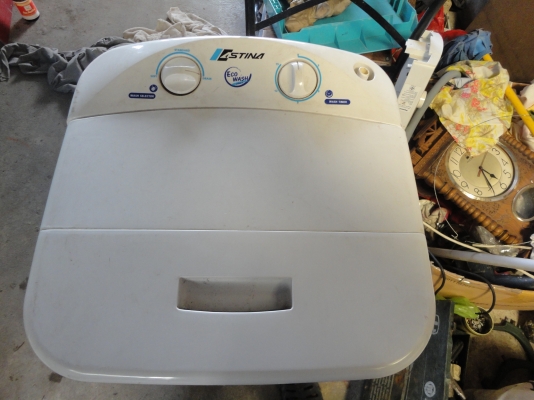 เครื่องชักผ้าแบบชักอย่างเดียว1000บาท