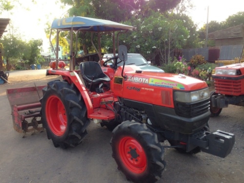 รถไถนั่งขับKRT140รทคา120000บาท/ผานพรวนตราช้าง5x24",6x24",6x22"ราคา10,000-25,000บาท