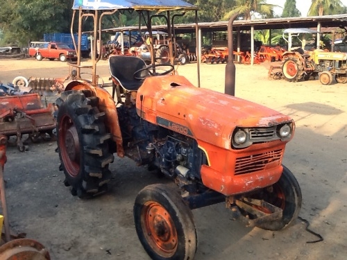 รถไถนั่งขับKRT140รทคา120000บาท/ผานพรวนตราช้าง5x24",6x24",6x22"ราคา10,000-25,000บาท