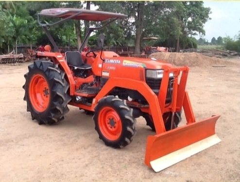 รถไถนั่งขับKRT140รทคา120000บาท/ผานพรวนตราช้าง5x24",6x24",6x22"ราคา10,000-25,000บาท