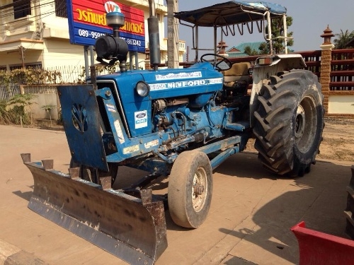 รถไถนั่งขับKRT140รทคา120000บาท/ผานพรวนตราช้าง5x24",6x24",6x22"ราคา10,000-25,000บาท