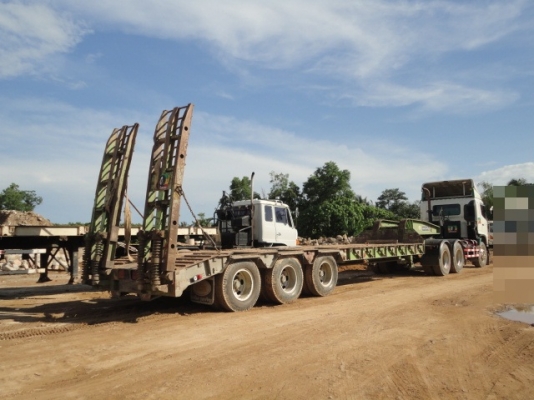 Hino  maga fm 320 แรงม้า  ปี 49  หางโรเบทสามเพลาแท้ค่ะ