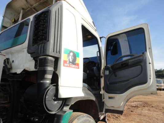 Hino maga fm 320 แรงม้า ปี 49 หางโรเบทสามเพลาแท้ค่ะ Hino maga fm 320 แรงม้า ปี 49 หางโรเบทสามเพลาแท้ค่ะ