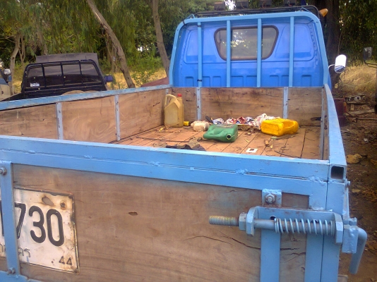 ขายISUZU ELF TL 4ล้อ 2600cc เครื่อง แซสซีพร้อม ภาษีไม่ขาดพร้อมโอน