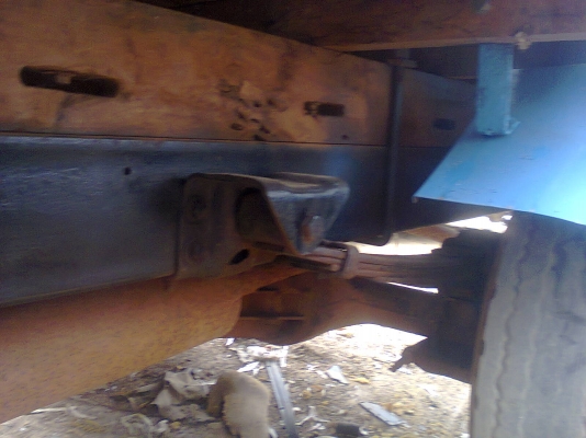 ขายISUZU ELF TL 4ล้อ 2600cc เครื่อง แซสซีพร้อม ภาษีไม่ขาดพร้อมโอน