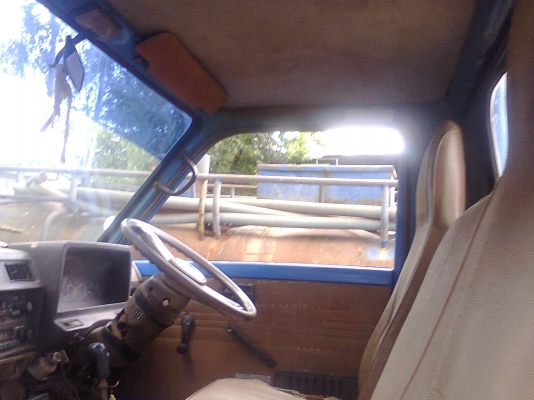 ขายISUZU ELF TL 4ล้อ 2600cc เครื่อง แซสซีพร้อม ภาษีไม่ขาดพร้อมโอน