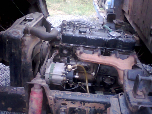 ฝากขายรถ6ล้อ ISUZU NPR57L เครื่องดี4BC2 ยาว4.3ม.แซสซีสวยเอกสารพร้อมโอน ฝากขายรถ6ล้อ ISUZU NPR57L เครื่องดี4BC2 ยาว4.3ม.แซสซีสวยเอกสารพร้อมโอน