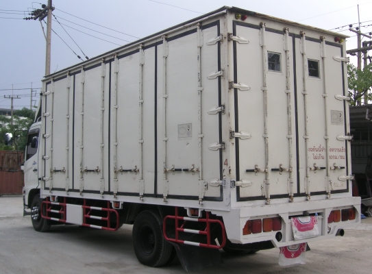 ขายรถ 6 ล้อ HINO MEGA 145 แรงม้า ขายรถ 6 ล้อ HINO MEGA 145 แรงม้า