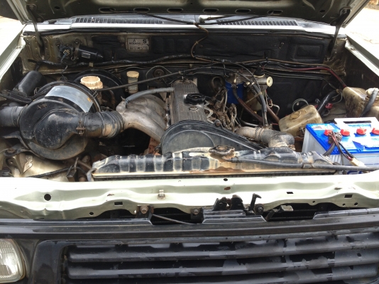 ขายมิตซู ไซโคลน ตอนเดียว ปี 38 สีน้ำตาลทอง เครื่อง 2500 CC 4D56 ซัซซี่สวย ขายตามสภาพ (ภาษีขาด) 70,000 ขายมิตซู ไซโคลน ตอนเดียว ปี 38 สีน้ำตาลทอง เครื่อง 2500 CC 4D56 ซัซซี่สวย ขายตามสภาพ (ภาษีขาด) 70,000