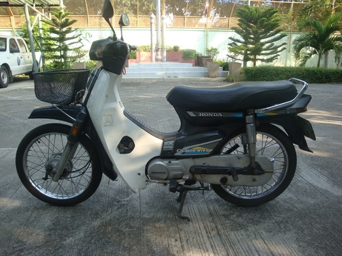 ขายดรีม100ครับ