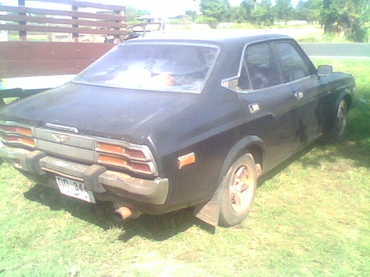 เก๋ง มาสด้า เครื่อง 2500 ดีเซล แอร์เย็น พวงมาลัยพาวเวอร์ ทะเบียนเต็ม เอกสารพร้อม ทะเบียน บุรีรัมย์