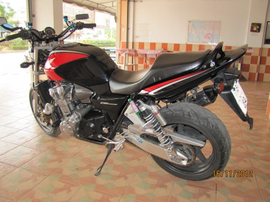 honda cb1300 ปี05 ทะเบียน/โอน 350,000บาท.(ดูคลิ๊ป).