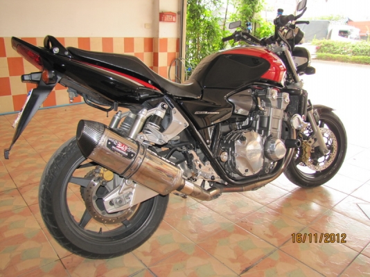 honda cb1300 ปี05 ทะเบียน/โอน 350,000บาท.(ดูคลิ๊ป).