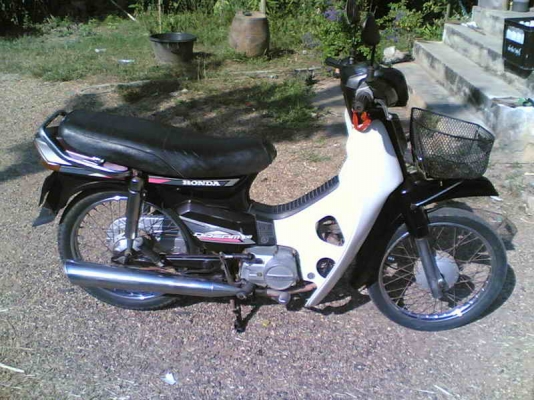 ขายฮอนด้าดรีมคุรุสภา(ม่วง) ทะเบียนพร้อมชุดโอน เครื่องดีมากอะไหร่ครบ  ขาย 11500 บาท