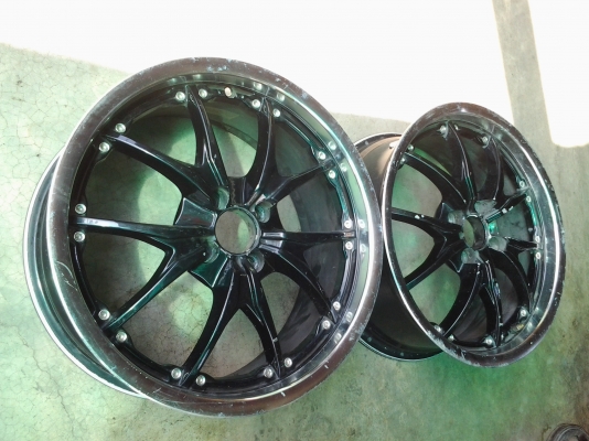 ล้อขอบ 17 คู่เดี่ยว  สภาพสวย  กว้าง7.5