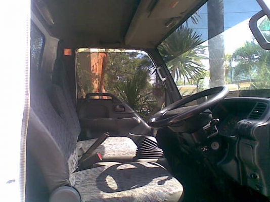 ขายรถ 6 ล้อ อีซูซุ NPR รถมือสองสภาพดีจากญี่ปุ่น ช่วงตัวถังยาว 4.30 เมตร จดทะเบียนใหม่ พร้อมใช้