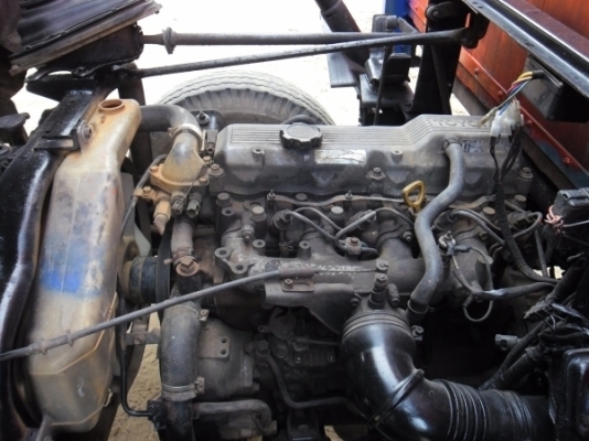 หกล้อ TOYOTA 91 BU เครื่อง 100 แรง น็อตหน้าหลัง 6 รู ยาง 750 ขอบ 16 เครื่องดี คันซีดี