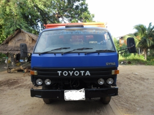 หกล้อ TOYOTA 91 BU เครื่อง 100 แรง น็อตหน้าหลัง 6 รู ยาง 750 ขอบ 16 เครื่องดี คันซีดี