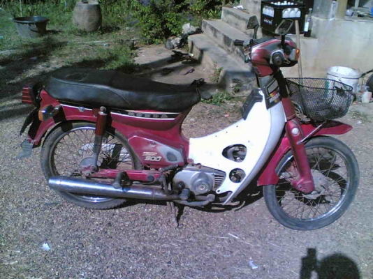 ขาย C900 (แดง) เล่มทะเบียน(ชุดโอนตามเอง) รถเดิมๆอะไหร่ครบเครื่องดี ขาย  6900 บาท