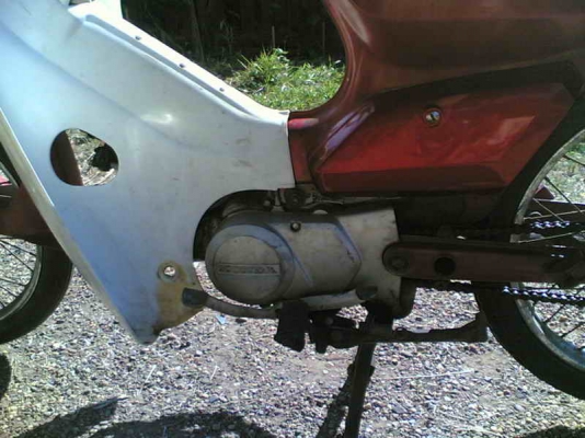 ขายฮอนด้าคัสตอม(แดง) เล่มทะเบียน(ชุดโอนตามเอง) รถเดิมๆ เครื่องเยี่ยม ขาย 6900 บาท