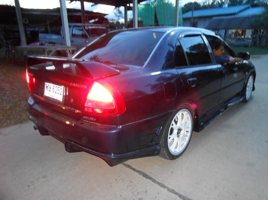 ขายตัดก่อนตีเทิน รถบ้าน ผู้หญิงใช้ แม็ก 17 " ยางดี 4 เส้น ขายตัดก่อนตีเทิน รถบ้าน ผู้หญิงใช้ แม็ก 17 " ยางดี 4 เส้น