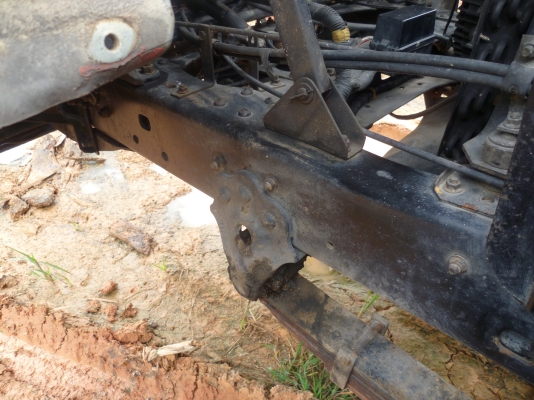 ขายหกล้อFC เครื่อง 120 ชุเปอร์เสี่ยยาว 5.50 เมตรปี38 รถห้างแท้ๆดูรถได้ที่ในเมืองสุโขทัยคัย ขายหกล้อFC เครื่อง 120 ชุเปอร์เสี่ยยาว 5.50 เมตรปี38 รถห้างแท้ๆดูรถได้ที่ในเมืองสุโขทัยคัย