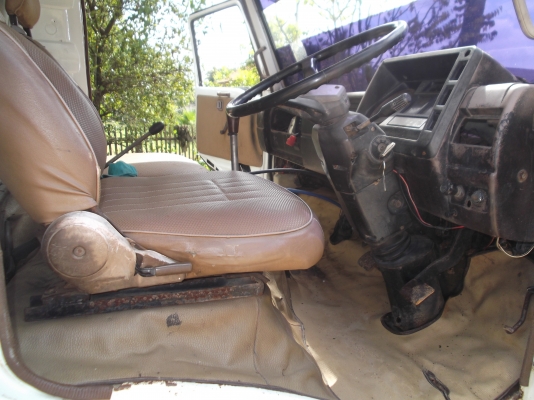 ฮีโน่ KM777 ดั้ม5คิว ฮีโน่ KM777 ดั้ม5คิว