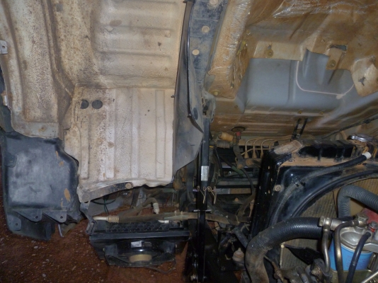 ขายหกล้อFC4J เครื่อง140 ดั้มดินสามมิตรปี45รถห้างแท้ๆดูรถตัวจริงได้ที่ในเมืองสุโขทัยคับ