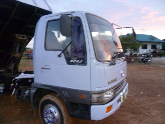 ขายหกล้อFC4J เครื่อง140 ดั้มดินสามมิตรปี45รถห้างแท้ๆดูรถตัวจริงได้ที่ในเมืองสุโขทัยคับ