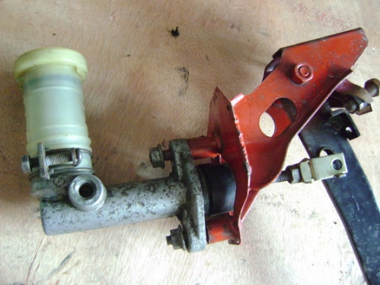 ขายอะไหล่ใช้กับ mitsu galant E 33