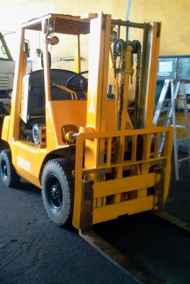 ขายโฟลคลิฟtoyota 2ตัน