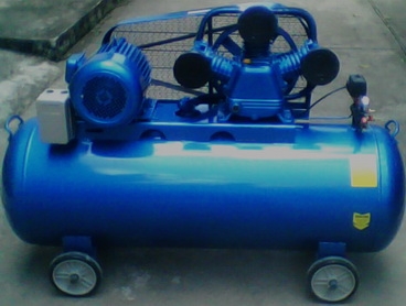 ถังลมมือสอง มอเตอร์ 5 แรง ไฟ3เฟส หัวปั๊ม3หัวสูบ ถังลม 300 ลิตร T.0858095500 ถังลมมือสอง มอเตอร์ 5 แรง ไฟ3เฟส หัวปั๊ม3หัวสูบ ถังลม 300 ลิตร T.0858095500