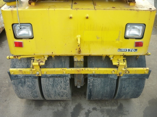 รถบดสั่นสะเทือน 4 ตัน Sakai TW350 รถนอกนำเข้าจากญี่ปุ่น ชม.ต่ำ สภาพดีเยี่ยม ตรวจเช็คระบบให้ทั้งคัน รถบดสั่นสะเทือน 4 ตัน Sakai TW350 รถนอกนำเข้าจากญี่ปุ่น ชม.ต่ำ สภาพดีเยี่ยม ตรวจเช็คระบบให้ทั้งคัน