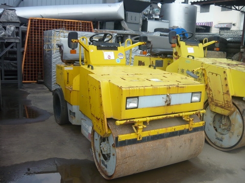 รถบดสั่นสะเทือน 4 ตัน Sakai TW350 รถนอกนำเข้าจากญี่ปุ่น ชม.ต่ำ สภาพดีเยี่ยม ตรวจเช็คระบบให้ทั้งคัน รถบดสั่นสะเทือน 4 ตัน Sakai TW350 รถนอกนำเข้าจากญี่ปุ่น ชม.ต่ำ สภาพดีเยี่ยม ตรวจเช็คระบบให้ทั้งคัน