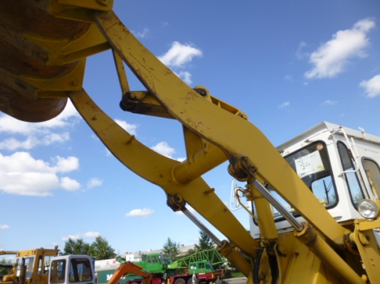 รถตักล้อยาง 510 ซีเรียลสูง กรองเดี่ยว มีตู้เก๋งจากนอก โทร.081-373-0559 รถตักล้อยาง 510 ซีเรียลสูง กรองเดี่ยว มีตู้เก๋งจากนอก โทร.081-373-0559