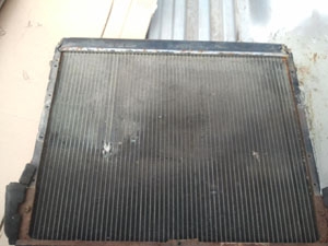 Sale  หม้อน้ำอลูมิเนียมพร้อมพัดลมไฟฟ้า