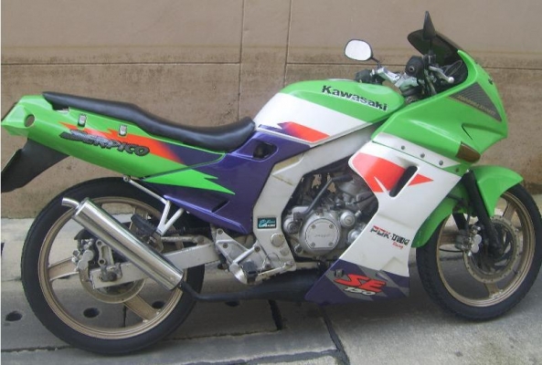 ขายKawa  Serpico 150cc  สีเขียว จดทะเบียนปี38  พรบ.หมด มี.ค.55