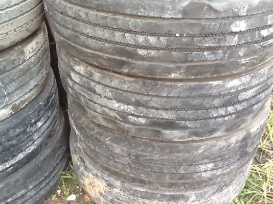 จำหน่ายยางเก่าขนาด 275R-22.5