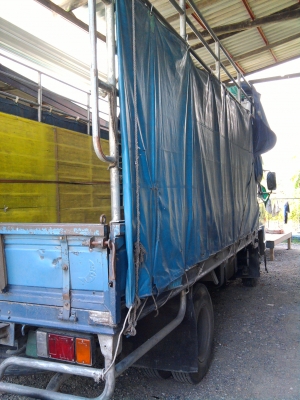 ด่วน!!!!ต้องการขายรถบรรทุก 6 ล้อ ISUZU NPR 115 HP ยาว 4.30 เมตร **รถห้าง