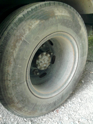 ด่วน!!!!ต้องการขายรถบรรทุก 6 ล้อ ISUZU NPR 115 HP ยาว 4.30 เมตร **รถห้าง