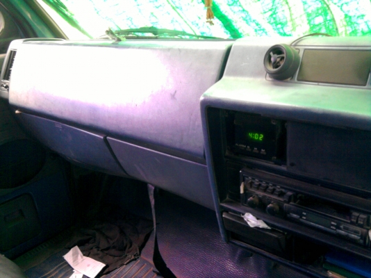 ด่วน!!!!ต้องการขายรถบรรทุก 6 ล้อ ISUZU NPR 115 HP ยาว 4.30 เมตร **รถห้าง