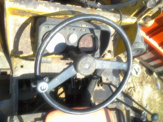 ขายด่วน JTM รถตักล้อยาง สภาพดีมากพร้อมใช้งานตักขึ้นรถ 10 ล้อได้เลยครับ เครื่อง 168 HP EH700 ช่วงล่างแน่น เอกสารสัญญาซื้อขายครับ