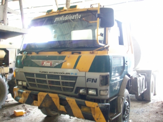 รถโม่ปูน 6 คิว  HINO  พร้อมใช้