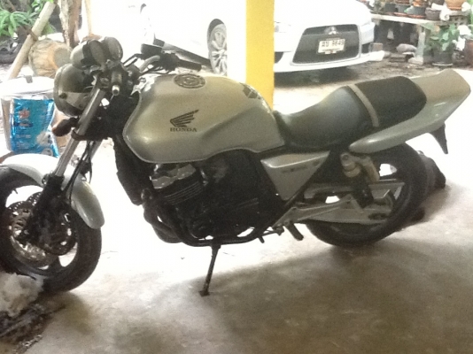 ขาย cb400 (ลดสุดๆกันเลยเหลือ57,000สนใจมาดูรถได้เลยครับ)