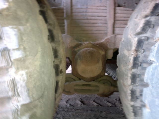 รถนิตสัน 10 ล้อ 2 เพลา ท้าลาด 195 แรงม้า